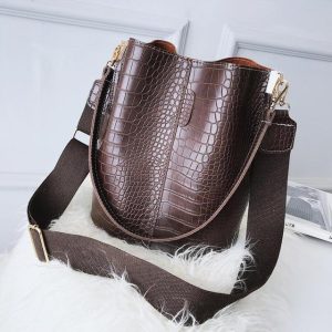 Accessory Green Bucket Crossbody Bag - Classy Chic Fashion Boutique Calgary Canada